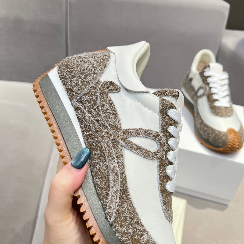 Loewe Sneakers